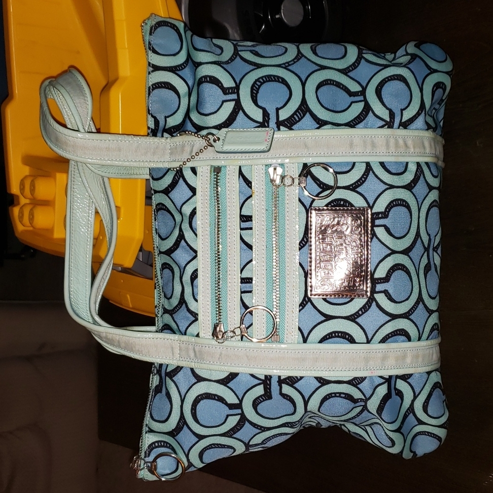 Coach #A1026-14983